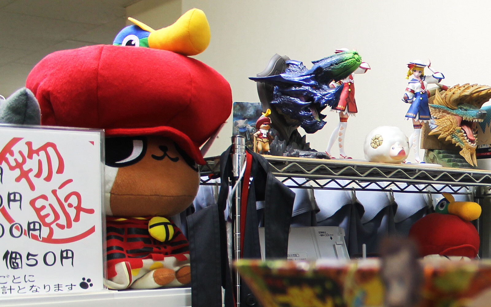 Portable Game Cafe Akihabara Shukaijo: Handheld Games, Cell Phone Games, Play Them All Here! 17