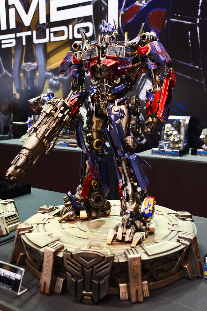 Looking Back at WonFes 2015 [Winter]! Part 1: Photo Collection of Cool & Comical Creations! 14