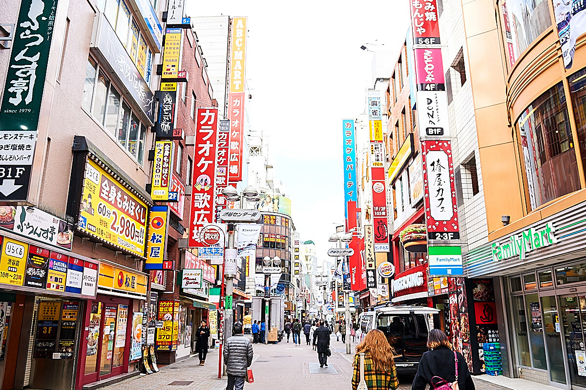 The World’s Only SAO Projector Room Opens for Limited Time at Karaoke-kan Shibuya Honten! 2