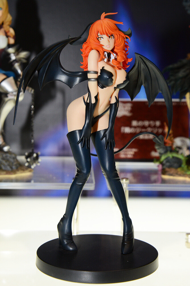 Looking Back at WonFes 2015 [Winter]! Part 2: Photo Collection of Cute and Sexy Figures! 209