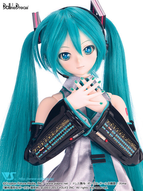 Former Vaio & Aibo Developer Joins Up with Toy Maker for New Hatsune Miku Articulated Doll 0