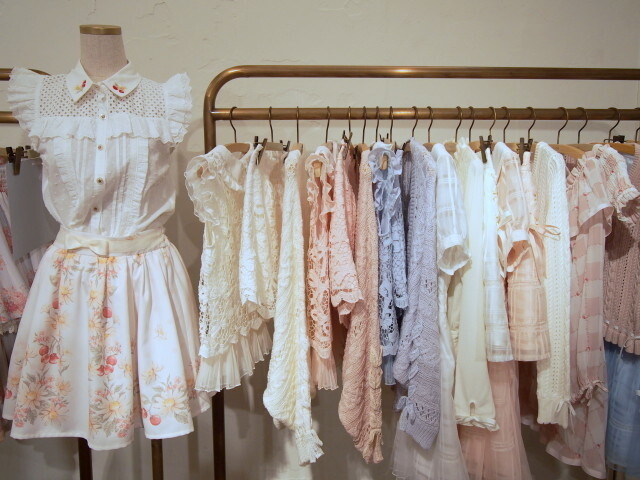 [J-Fashion] Go On a Princess-y Picnic with LIZ LISA! 0