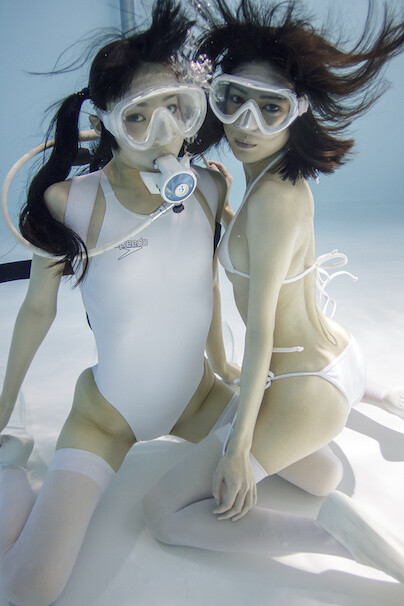 From the Fall in Love with “Mizu no Naka no Onnanoko” Project 0