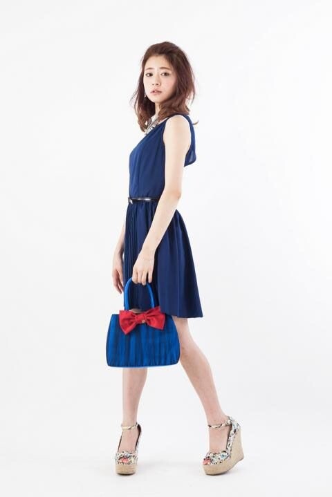 Bags Themed After Conan Edogawa and Kaito Kid from *Detective Conan* Release 0