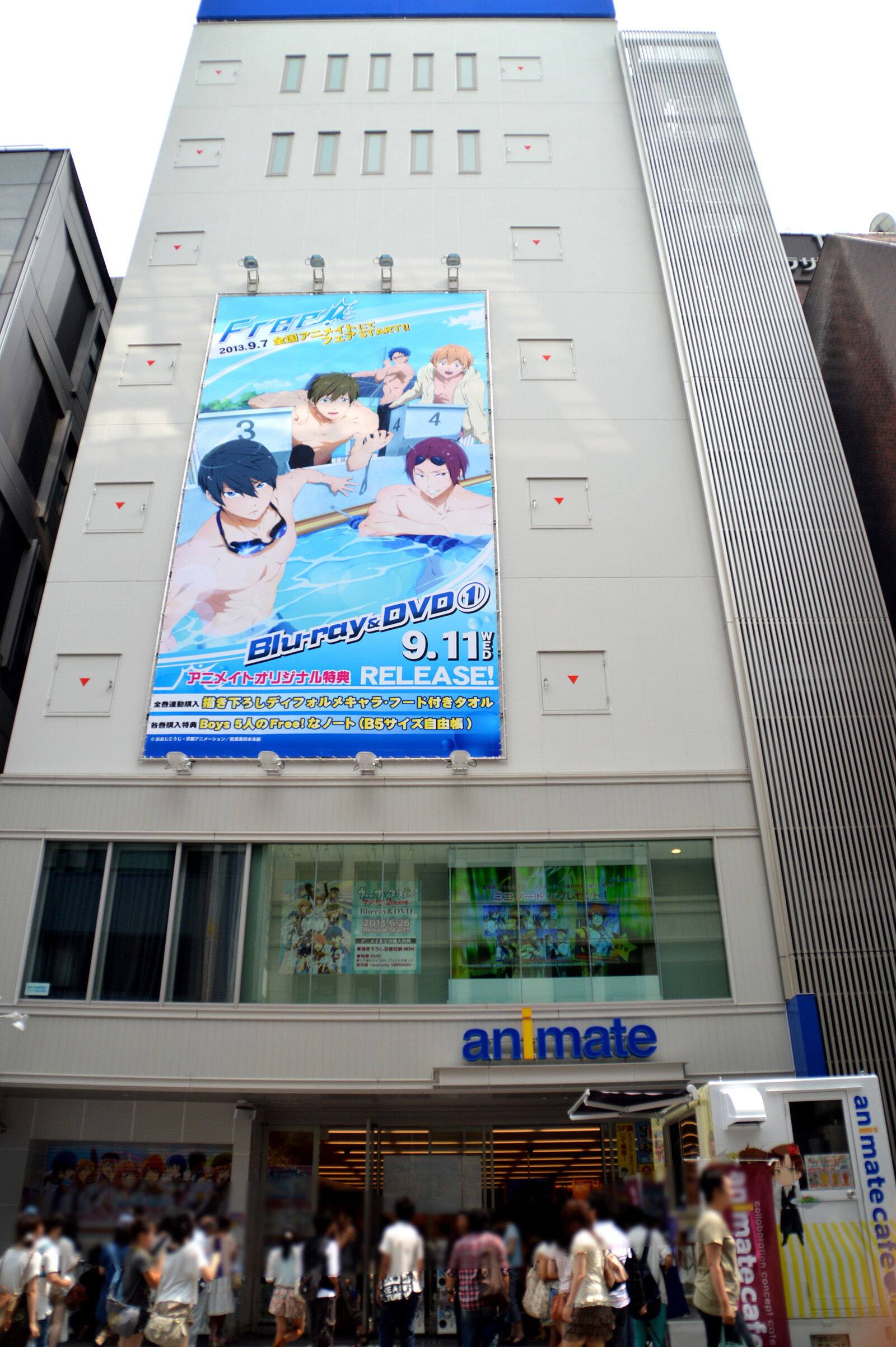 The main Animate store in Ikebukuro. People were lined up before the store opened. 0
