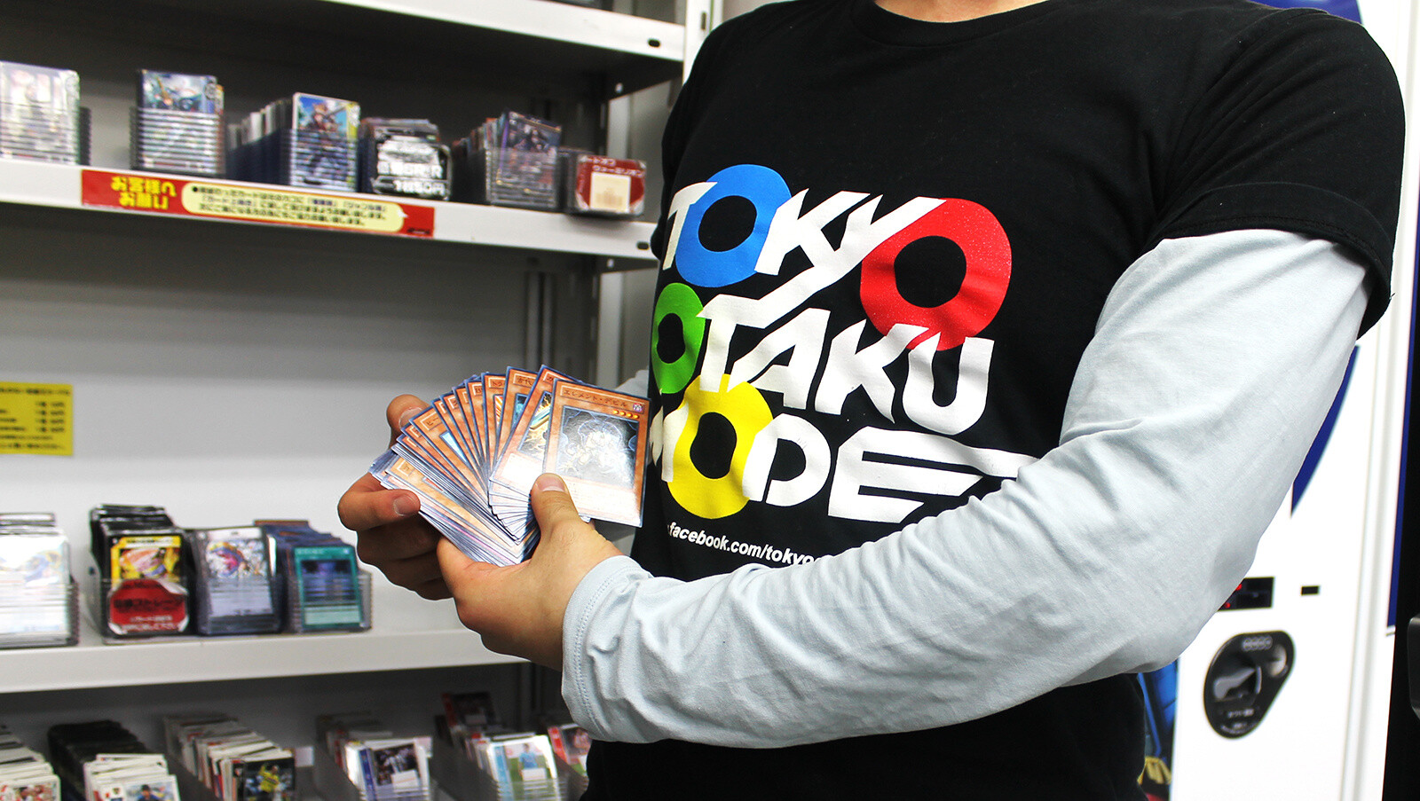 FULLCOMP: A Trading Card Specialty Shop in Akihabara that Buys and Sells All Kinds of Cards 1