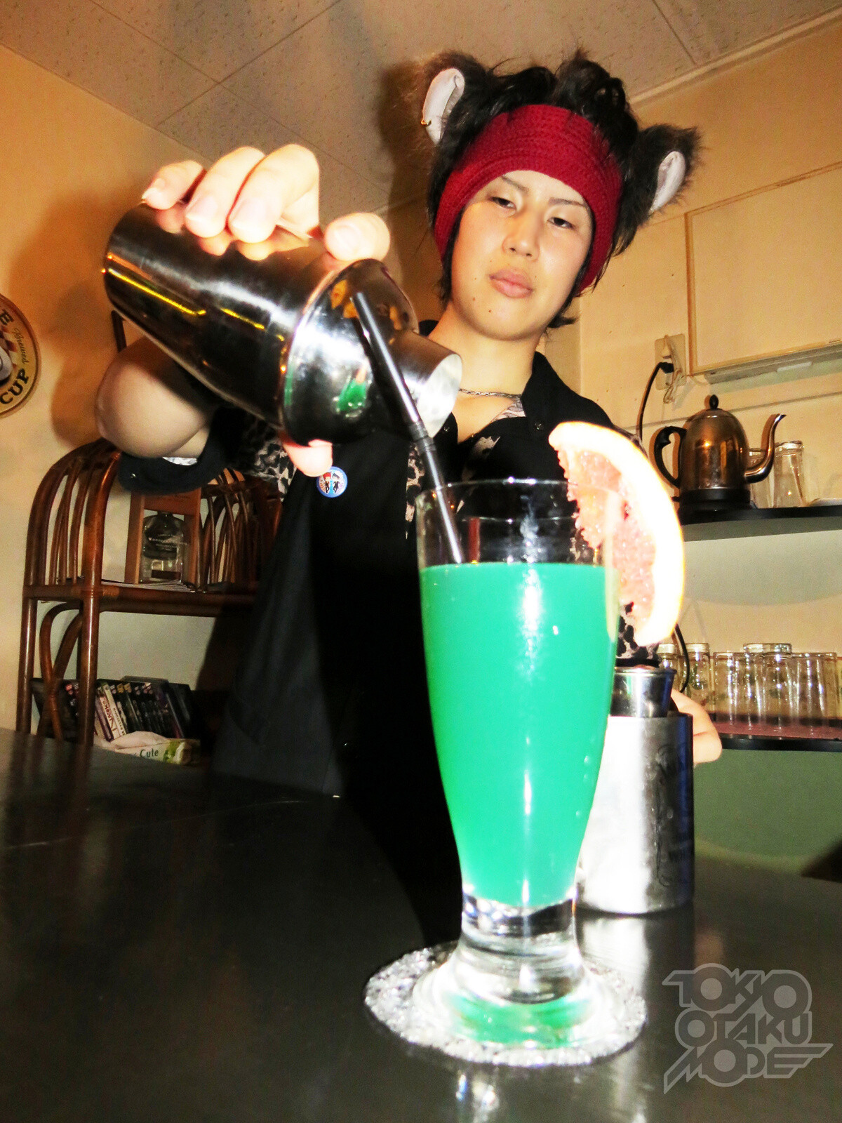 Akihiko, the cool drinker with beast ears. 2