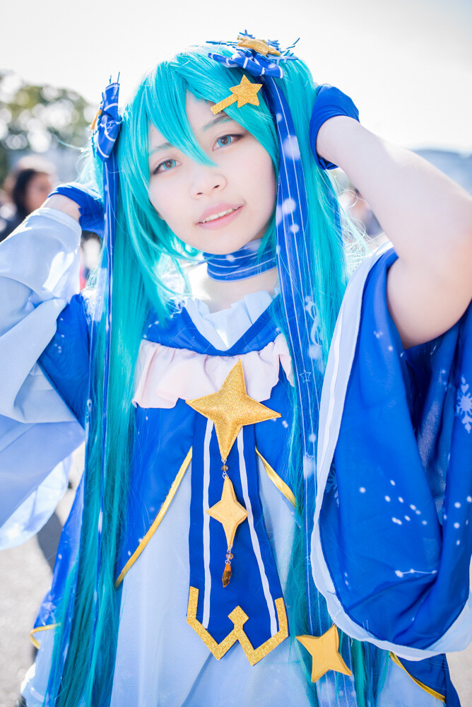 Comiket 93 [Cosplay Photo Report] 11