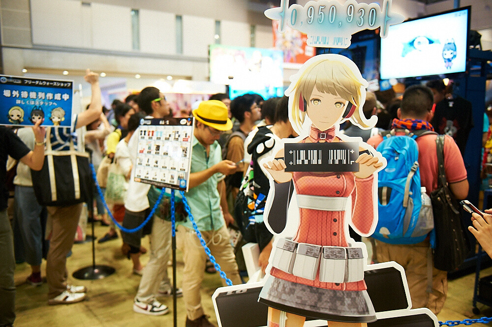 2014 Summer Comiket Photo Report: Cute & Sexy Content 83