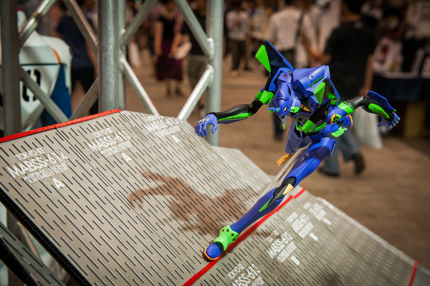 [WonFes] We Explore the Evangelion 20th Anniversary Booth 48