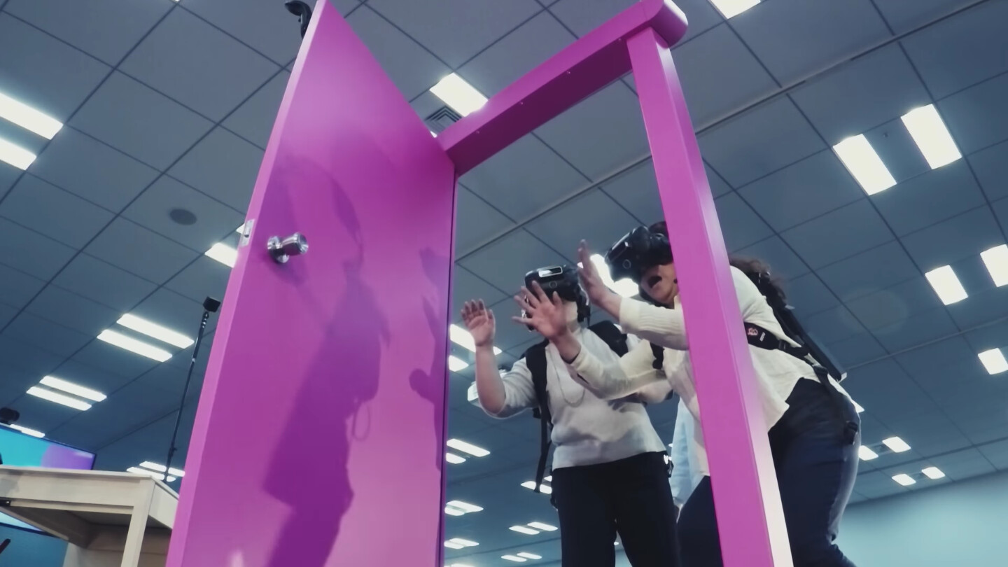 Step Through the Anywhere Door into the Icy Antarctic With Virtual Reality! 7