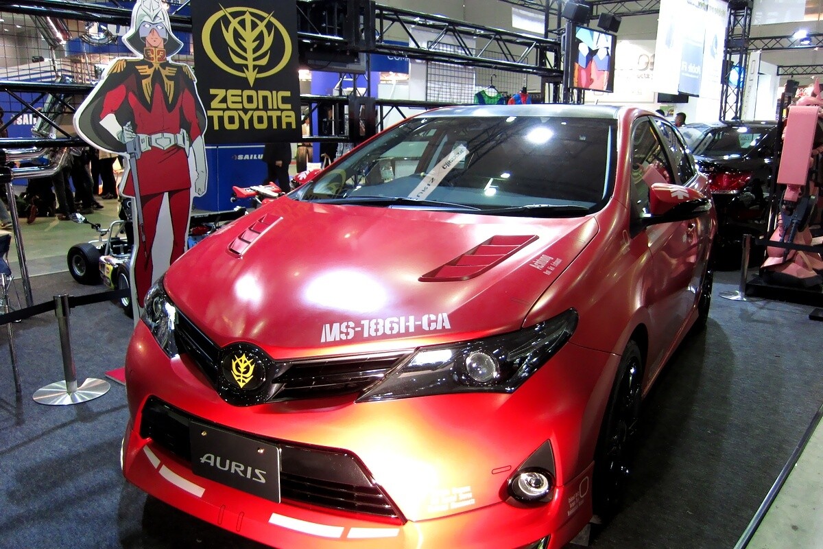 From the Char Auris to a Porsche Itasha, the Tokyo Auto Salon 2013 Wows with Anime Cars 1