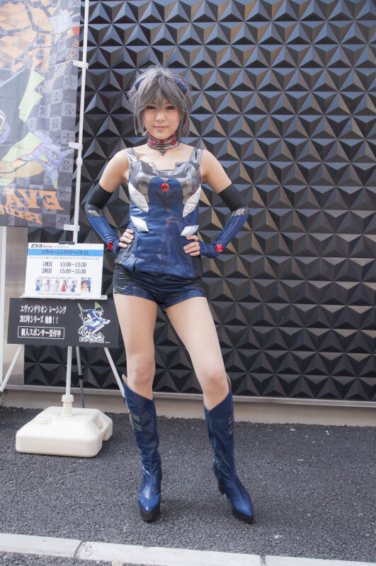 Super-Hot Race Queens Gather at the Evangelion Store! 13