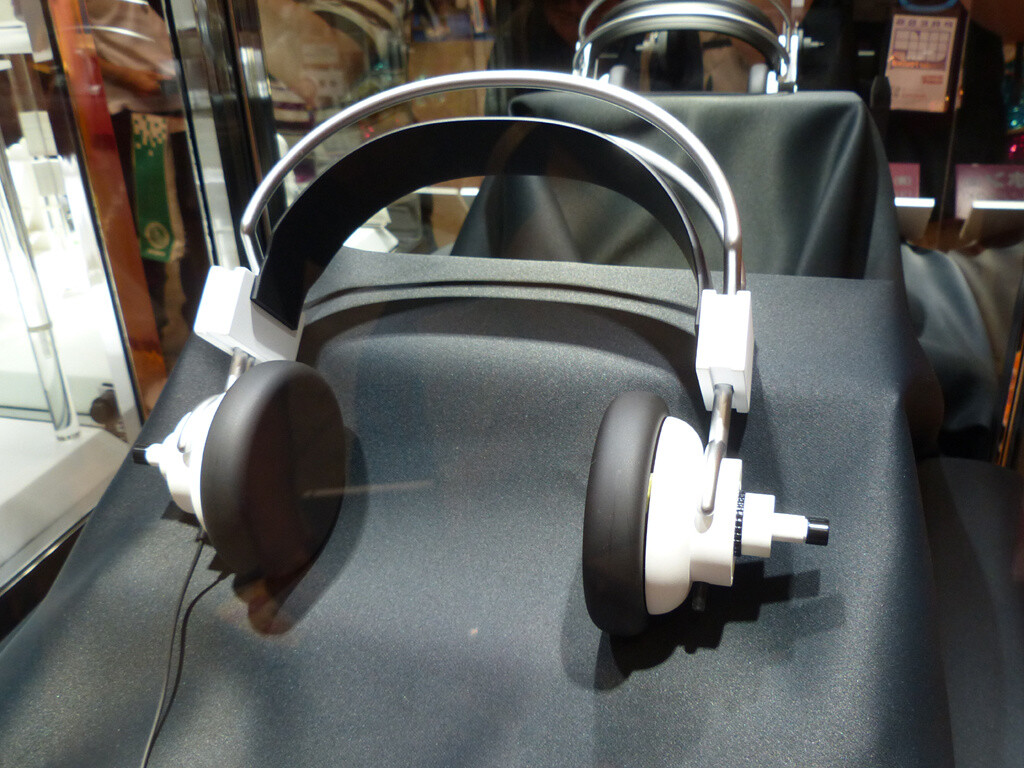 Sonico’s trademark headphones are also planned to be released. These can be used as actual working headphones. 9