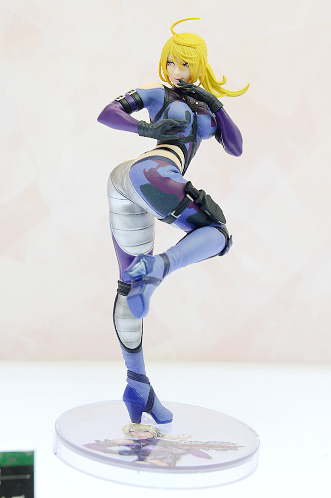 Looking Back at WonFes 2015 [Winter]! Part 2: Photo Collection of Cute and Sexy Figures! 349