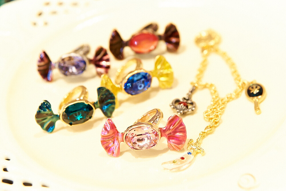 Spend A Day With Pretty Guardians at Incredible Q-pot CAFE. x Sailor Moon Collab! 52