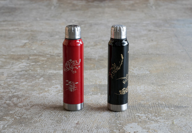 Urushi Umbrella Bottles Combine Traditional Japan with Everyday Convenience 7