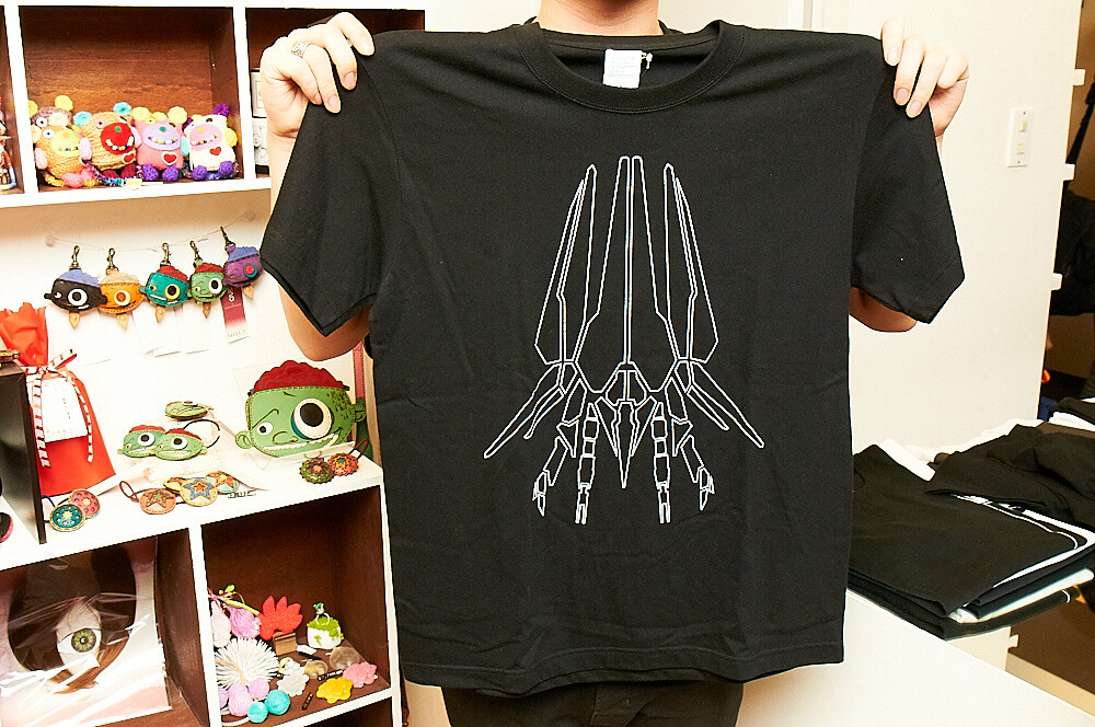 Aiming for High Dimension Anime/Manga Design: MHz Presents the Worlds of *Knights of Sidonia* and *Dorohedoro* in Clothing 14