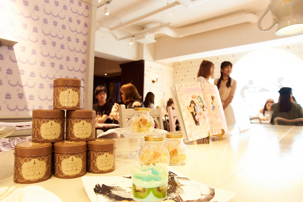 Spend A Day With Pretty Guardians at Incredible Q-pot CAFE. x Sailor Moon Collab! 33