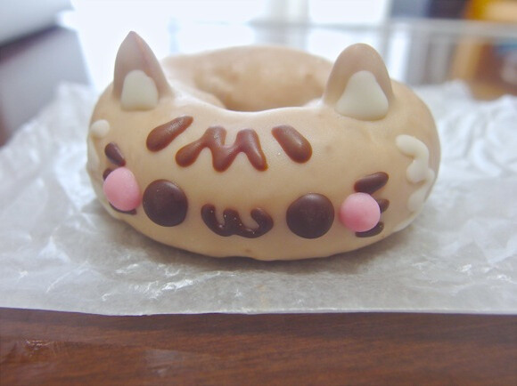 Celebrate Cat Day in Japan with these delicious cat doughnuts from Ikumi Mama Animal Doughnuts 8