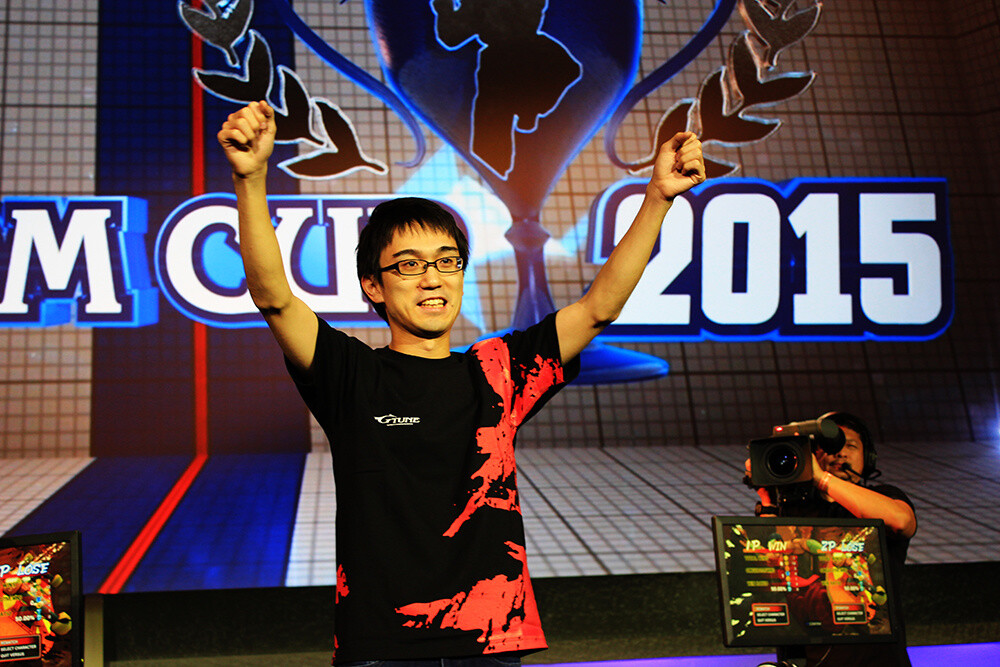 Kazunoko Wins “Ultra Street Fighter IV” World Championship Capcom Cup Finals 2015! 4