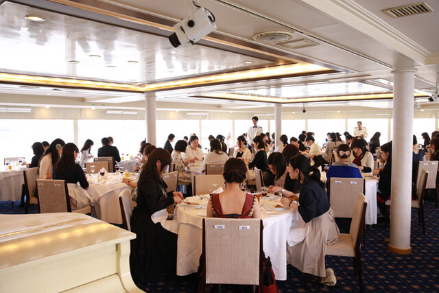 2,000 Fans Enjoy Black Butler Tokyo Bay Cruise 10