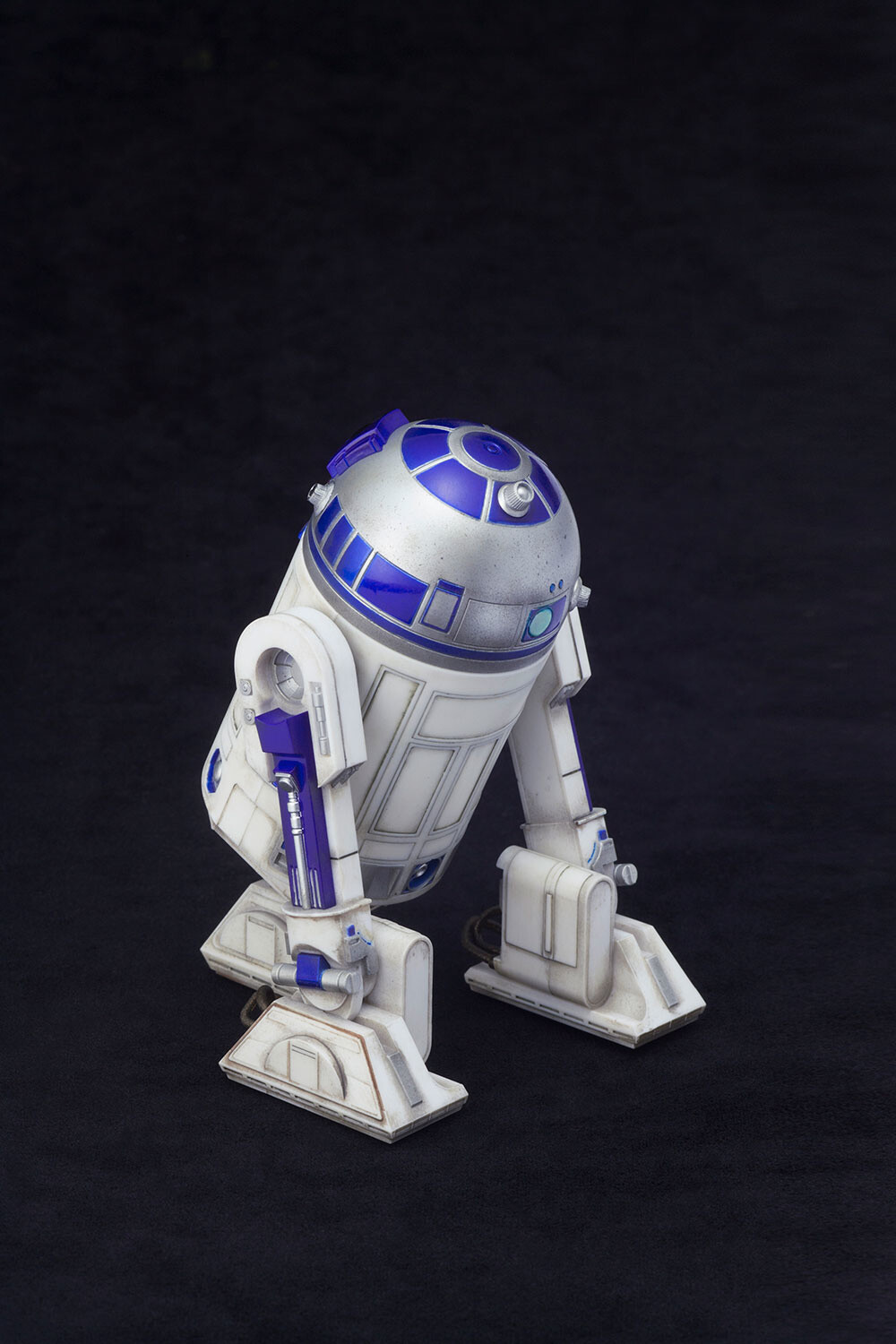 STAR WARS C-3PO & R2-D2 WITH BB-8 ARTFX+ STATUE 10