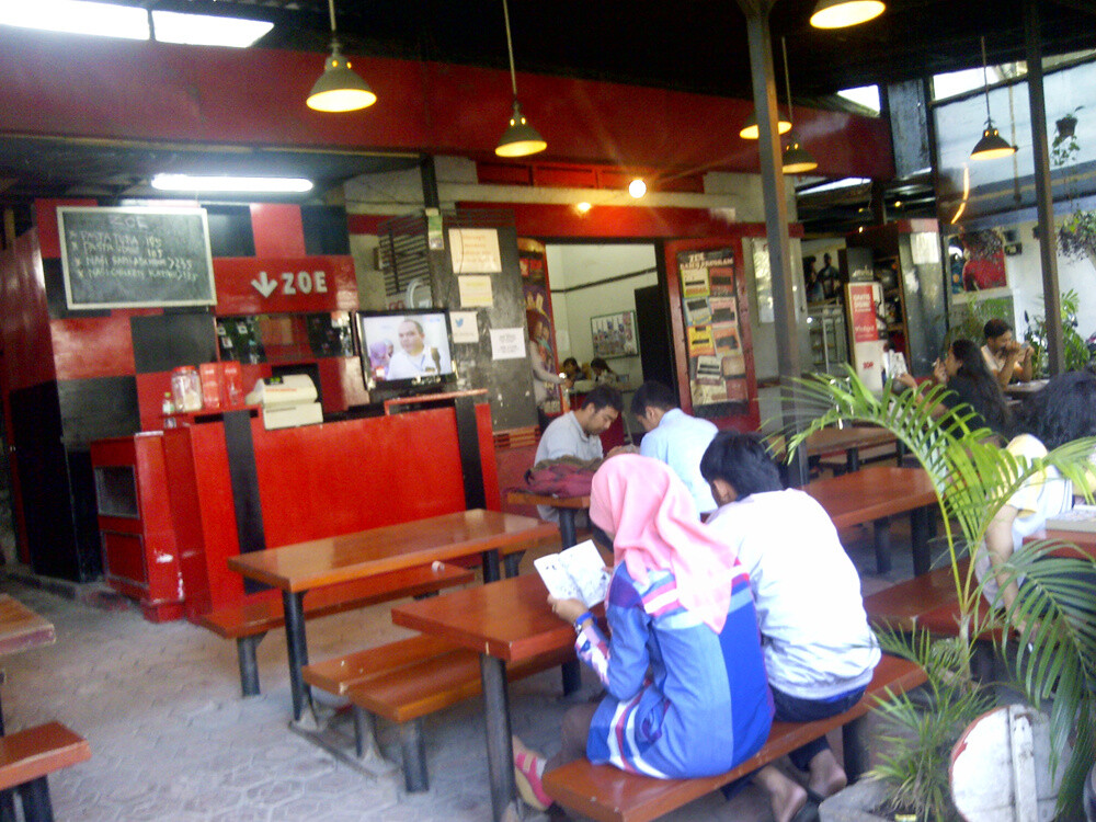 Otaku Life Around the World: Bandung, Indonesia 14