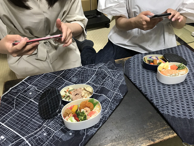 Feast With Gorgeous Bento Boxes Showcasing Traditional Japanese Techniques! 23