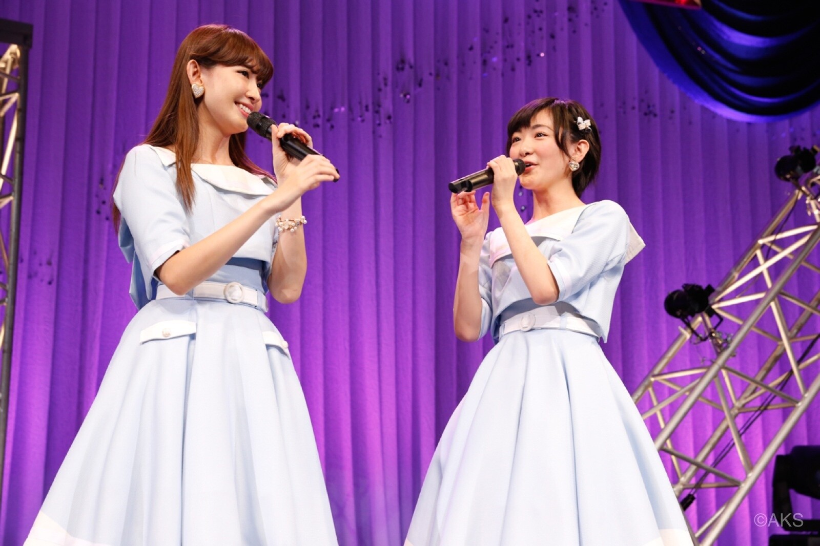 AKB48′s Haruna Kojima Makes Surprise Appearance at Nogizaka46 Concert to Debut “Kojizaka 46” Song! 8
