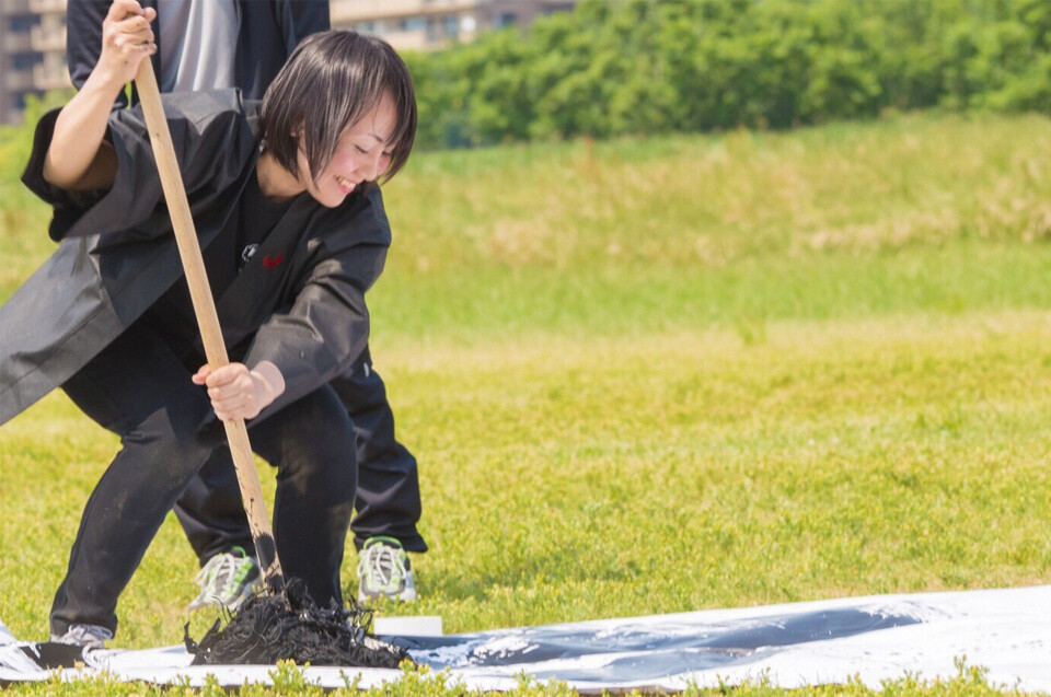 Delight Friends and Relatives with New Year's Postcards Featuring Traditional Ink Paintings of the Infamous Matsuno Sextuplets! 11