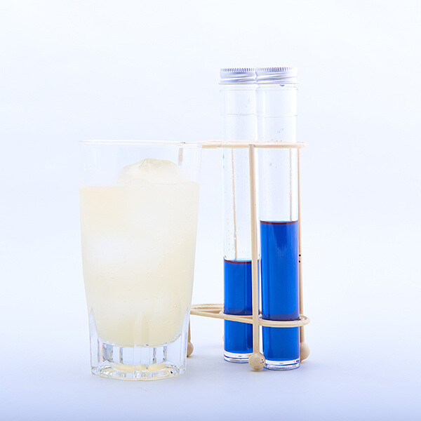 Blue Test Tube Cocktail: 900 JPY 6