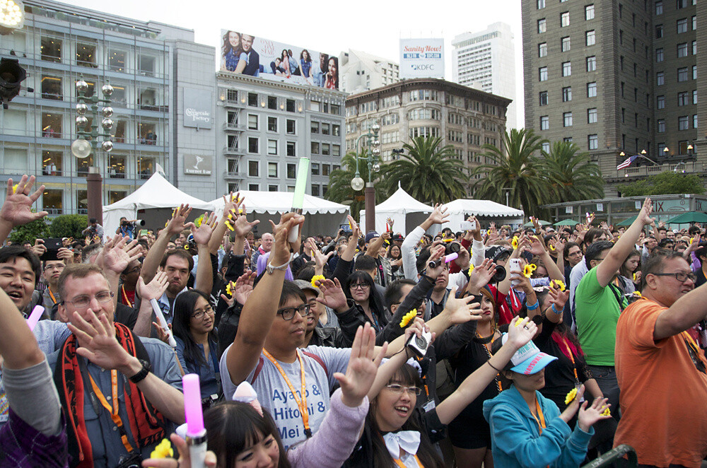 Tomomi Itano Brings Her SxWxAxG to USA! 10