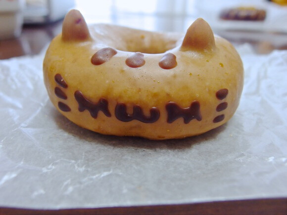 Celebrate Cat Day in Japan with these delicious cat doughnuts from Ikumi Mama Animal Doughnuts 7