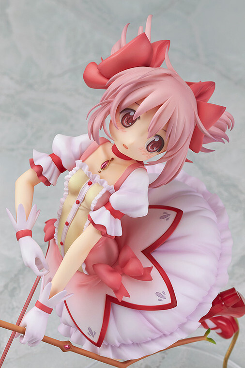 This figure is a perfect rendition of a key visual of Madoka used for "Puella Magi Madoka Magica The Movie: The Beginning Story / The Everlasting". 34