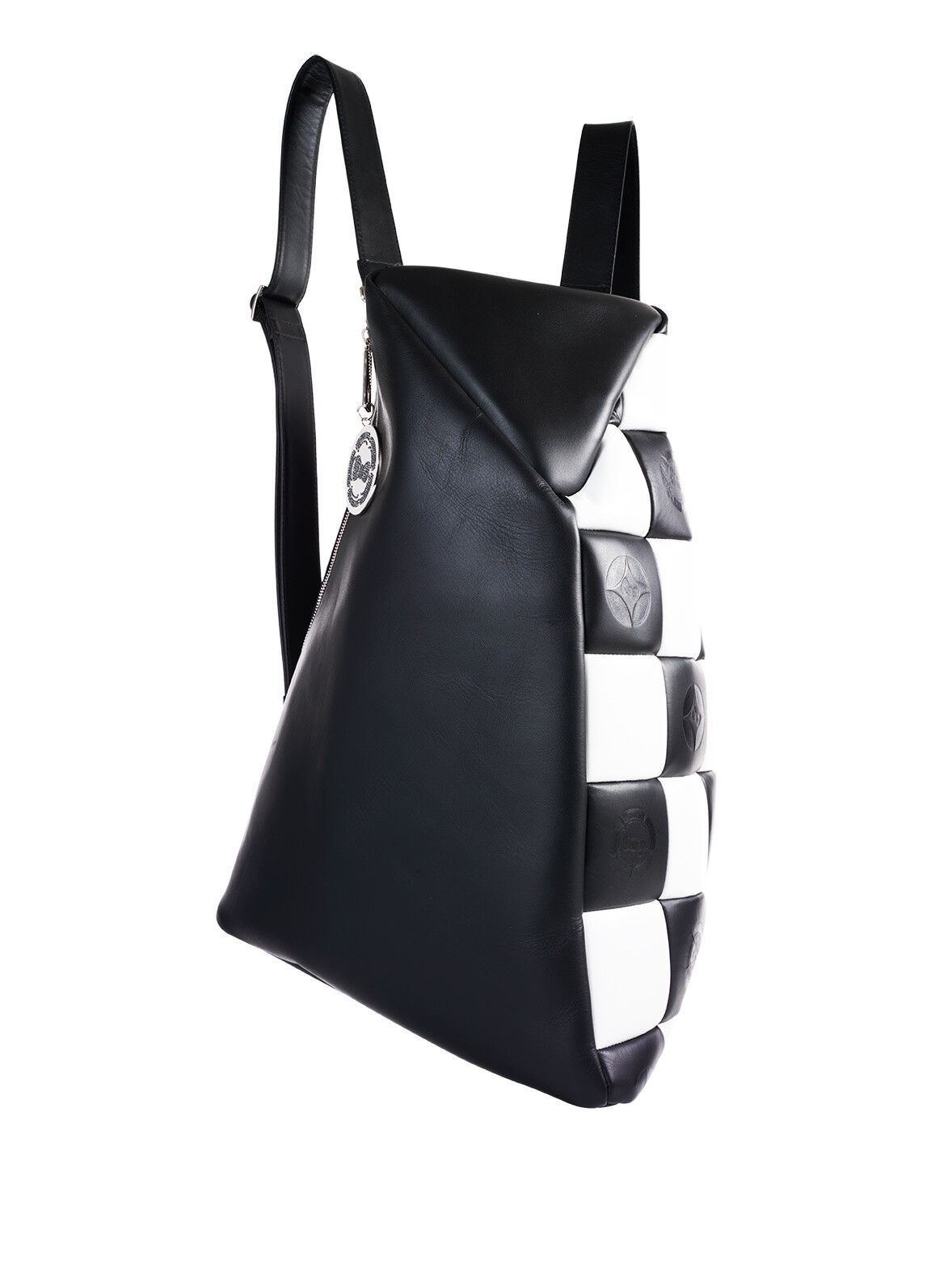 It’s a Whole New Hello Kitty World! Junko Makino Collaboration Gives Hello Kitty a Modern Japonism Makeover! 7