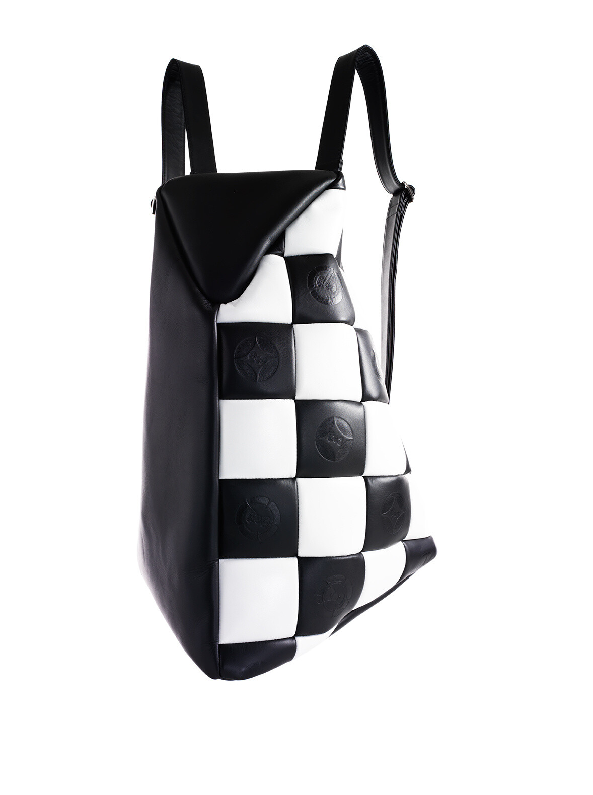 It’s a Whole New Hello Kitty World! Junko Makino Collaboration Gives Hello Kitty a Modern Japonism Makeover! 6