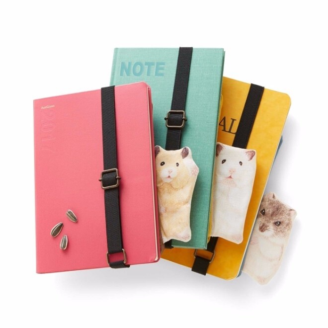 Cute Hamsters to Peek Out from Behind Your Diary or Notebook! 0