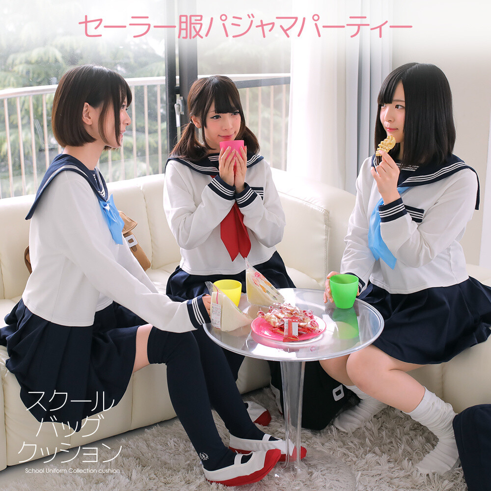 Get the Best Nap You’ve Had Since High School with Village Vanguard School Bag Cushions 13