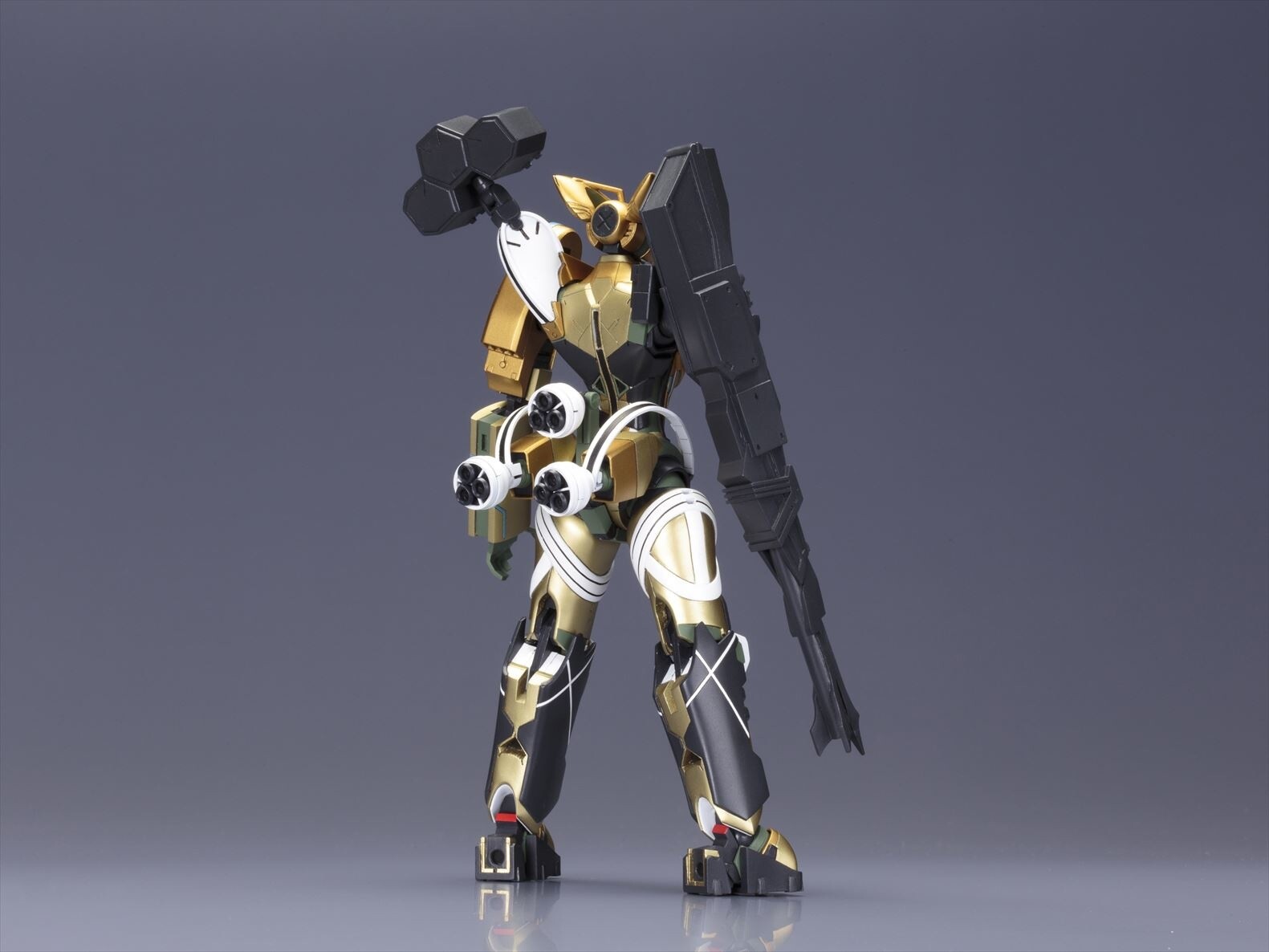 Newest Majestic Prince Model Kit Gold Four to Be Released This October! 5