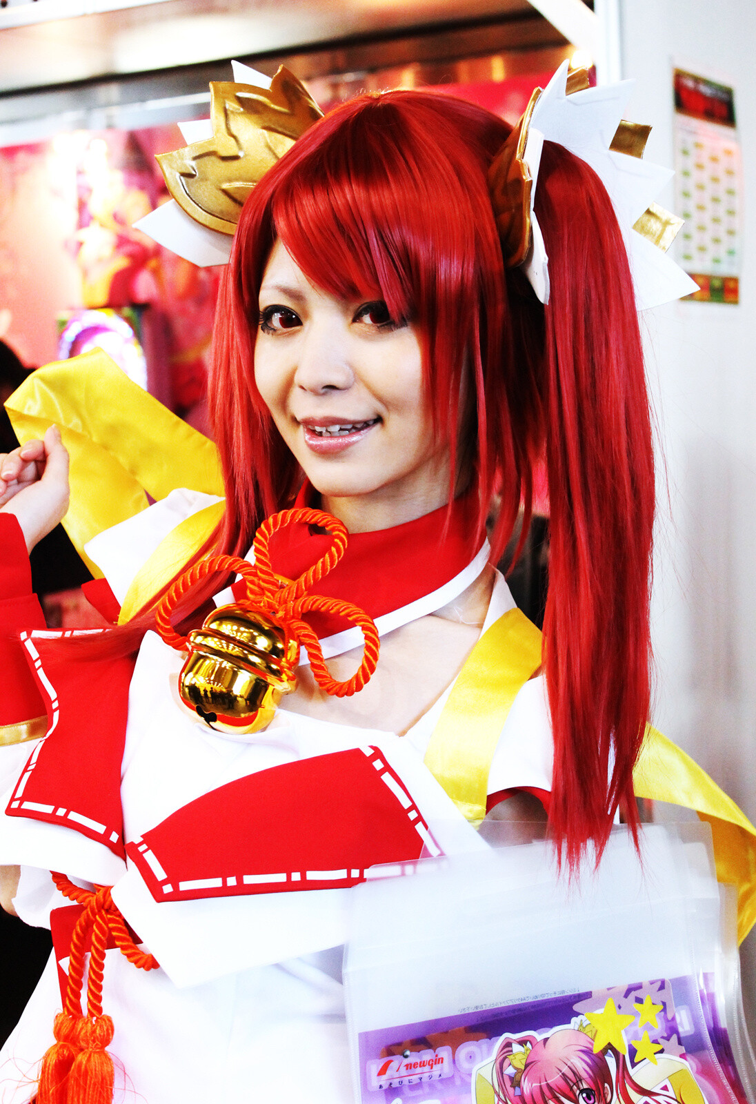 Otaku Flood the Streets of Akihabara for the Winter Radio Kaikan Festival! [1/2] 1