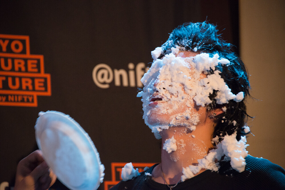 The cream is beautifully spread on his face. 29