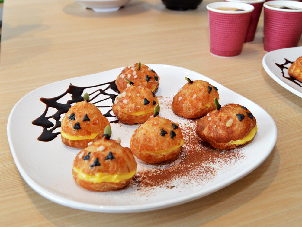 A Halloween limited edition sweet called “Ghost Cream Puffs.” 13