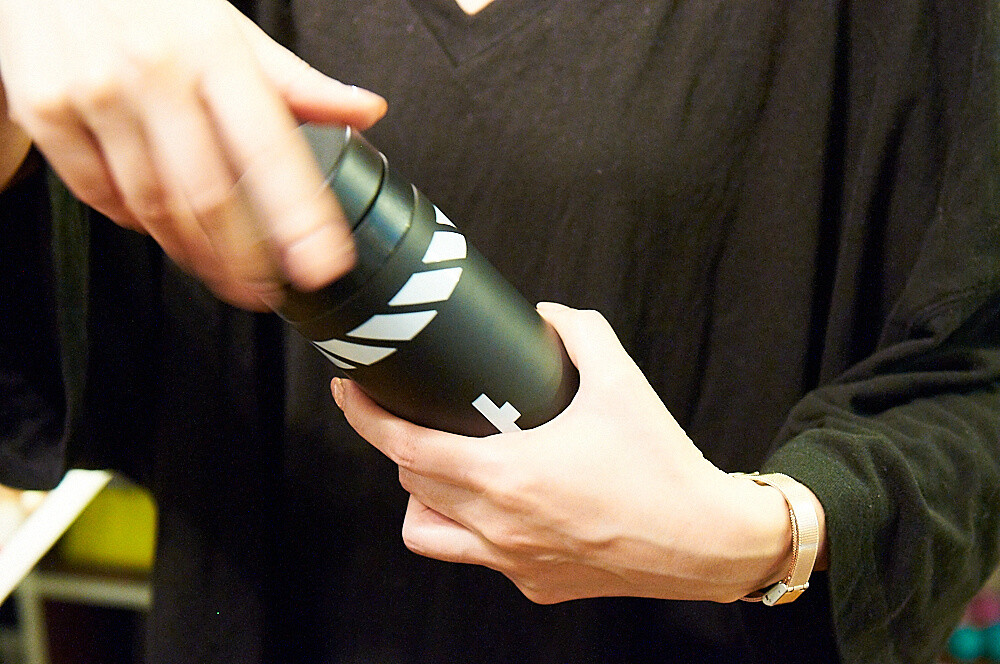 Aiming for High Dimension Anime/Manga Design: MHz Presents the Worlds of *Knights of Sidonia* and *Dorohedoro* in Clothing 19