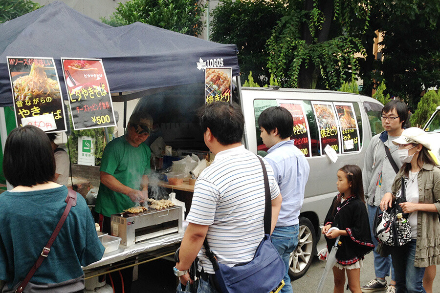 The venue also had food stalls serving yakisoba, crepes, and more. 12