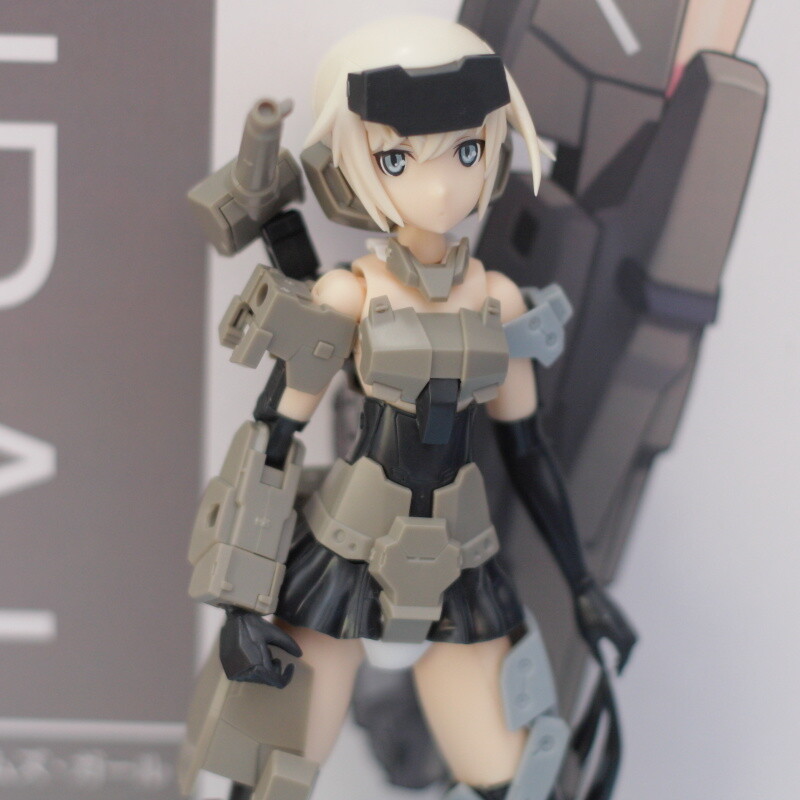 I Had a Go Putting Together and Playing Around with Frame Arms Girl Gourai! 8