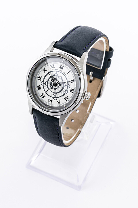 Stay Warm In Stylish Attack on Titan Survey Corps-Inspired Fall Gear! 10