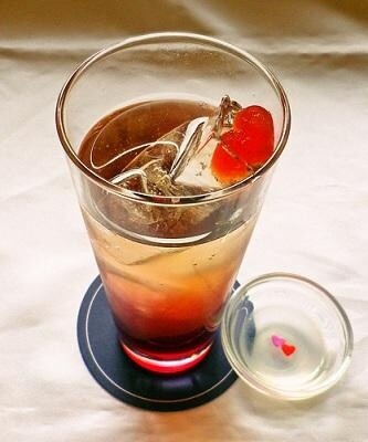 Kuko drink © Aisora Manta, SoftBank Creative Corp. / Hard to Explain Production Committee-Like Thing W 3