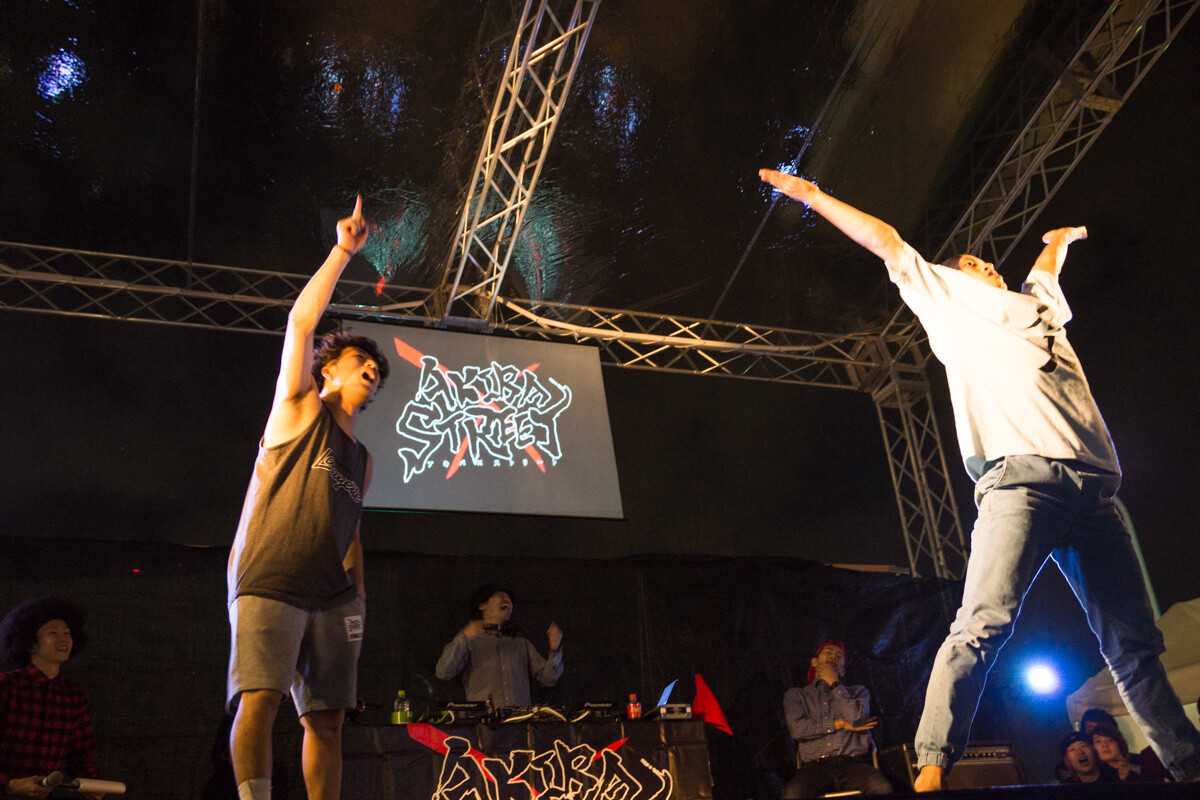 Best Otaku Dancer in Japan Decided! 15