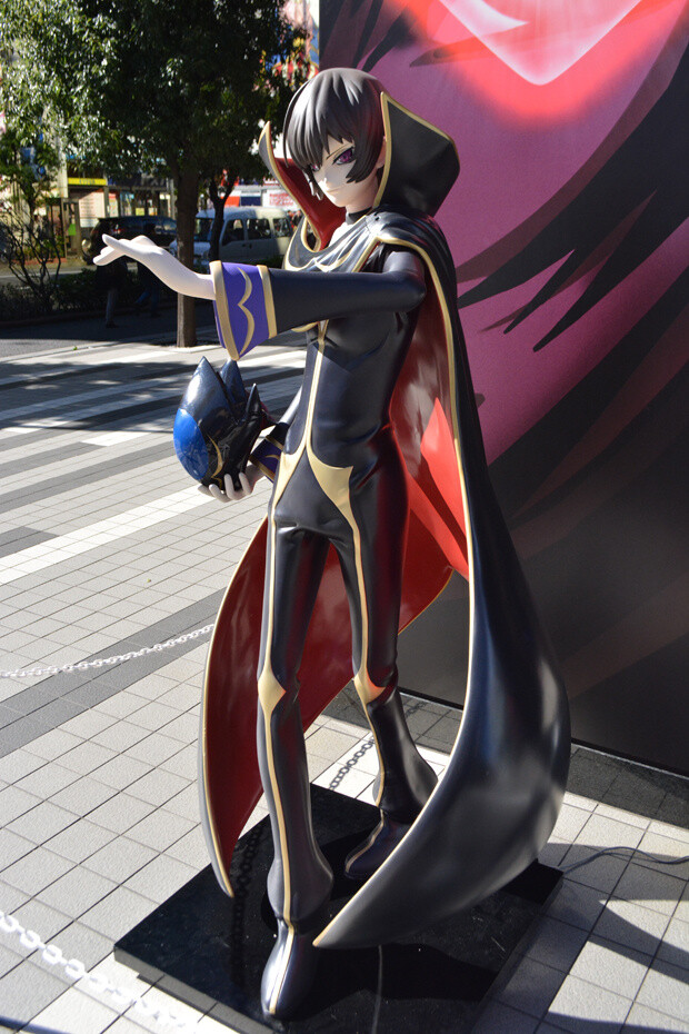 Code Geass Protagonist Lelouch's Life-Size Standee for Your Room -  Crunchyroll News